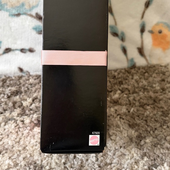 Barbie Festivals of the World Irish Dance - Picture 10 of 11